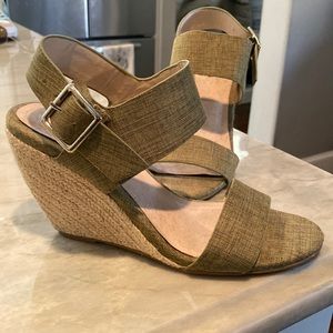 Seychelles espadrille   wedge sandals in olive green